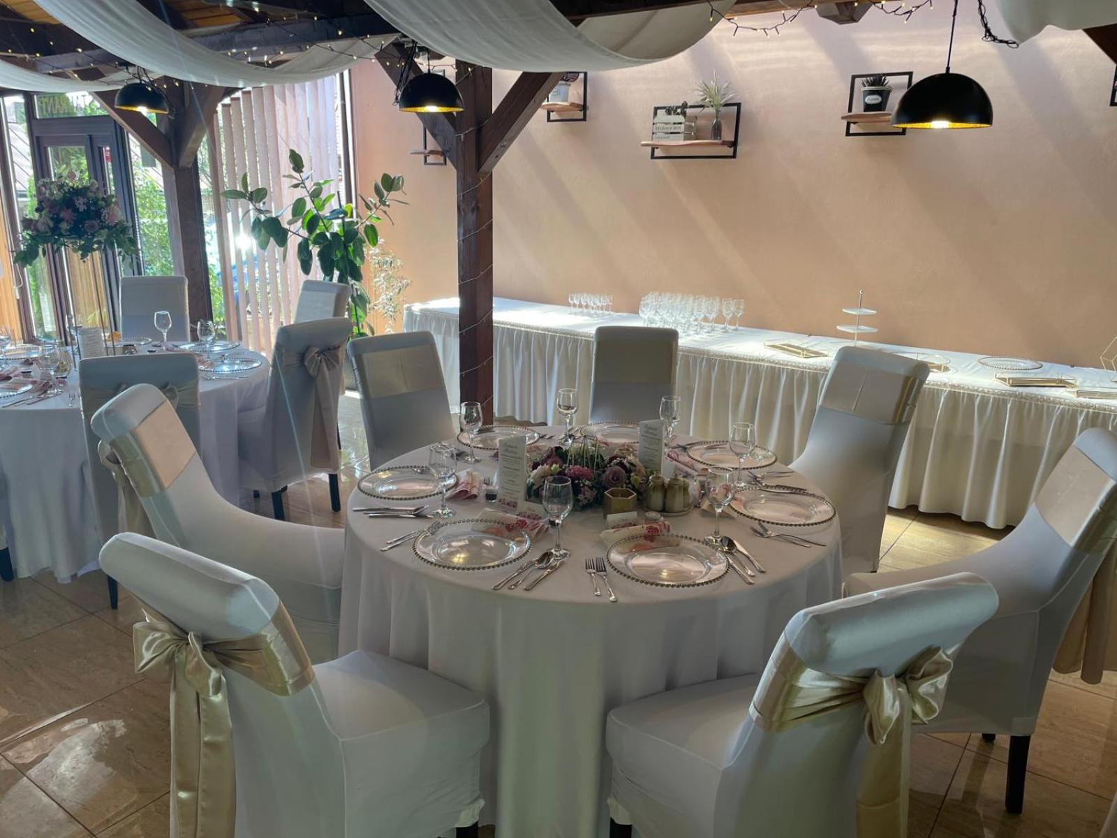 Penzion Bebek Filakovo Luaran gambar